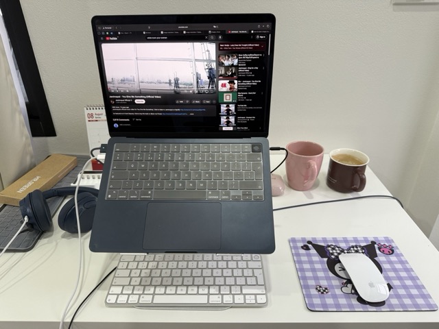 apple macbook air m3 main